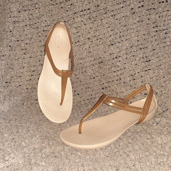CROCS-Isabella Sandals Gold Tan T Strap Jelly Thong Slingback-Sz 9-Excellent - Picture 1 of 7